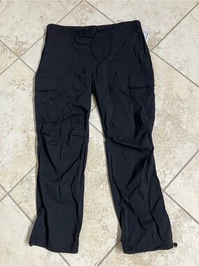 Old Navy Black Men's Cargo Pants with Drawstring Waist
